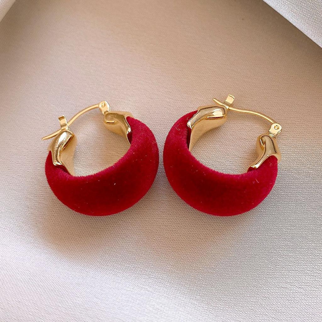Autumn and winter retro Maillard flocked round leopard print earrings ear buckles personalized temperament earrings