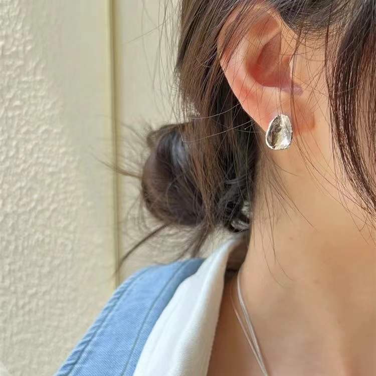 

Серьги-гвоздики Wind Blogger Irregular, женские серьги ручной работы с узором Hammer, простые, универсальные серьги в стиле темперамент