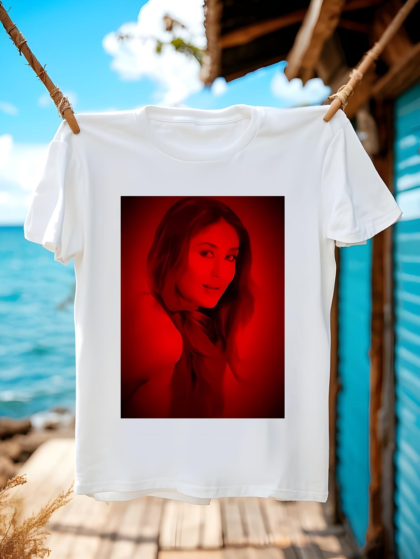 Kareena Kapoor Graphic Tshirt Graphic Tee - White Tshirt ... S