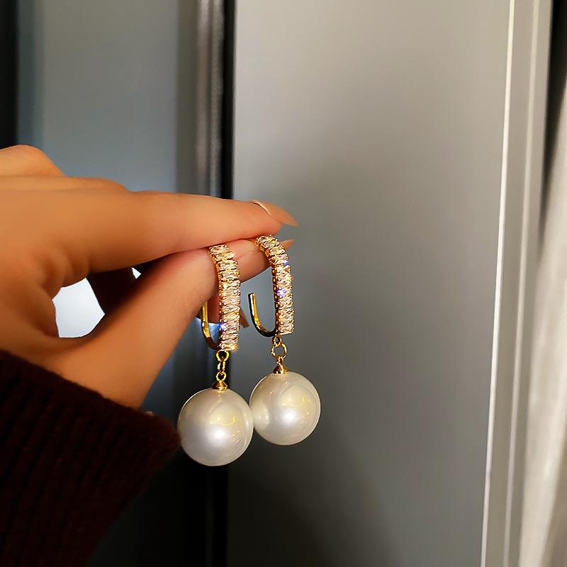 Vintage Light Luxury Long Dangle Earrings for Women, Fresh Sweet Style, Hypoallergenic Nickel-Free High-End Jewelry Gift