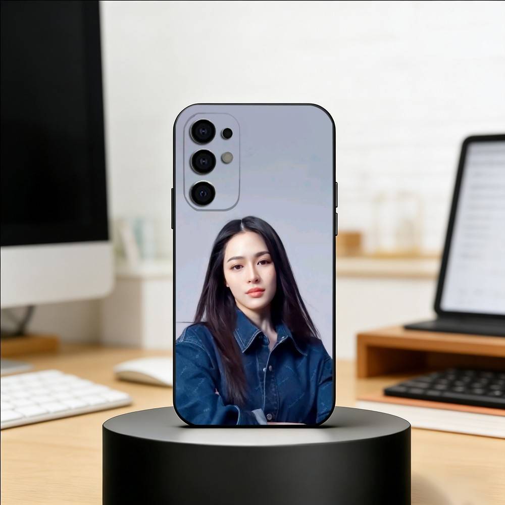 Actress L-Lingling Kwong Phone Case Black Silicone Soft For Samsung S25,S24,S21,S22,S23,S30,Ultra,S20,Plus,Fe,Lite