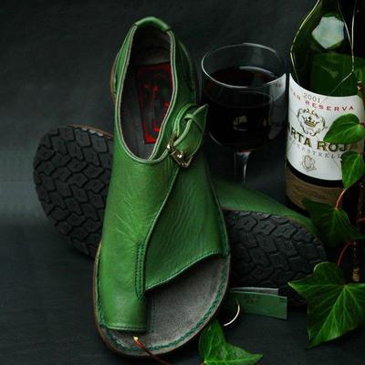 Chaussures en Faux cuir souple pour femmes, sandales plates décontractées, chaussures de plage d'été avec boucle, livraison directe