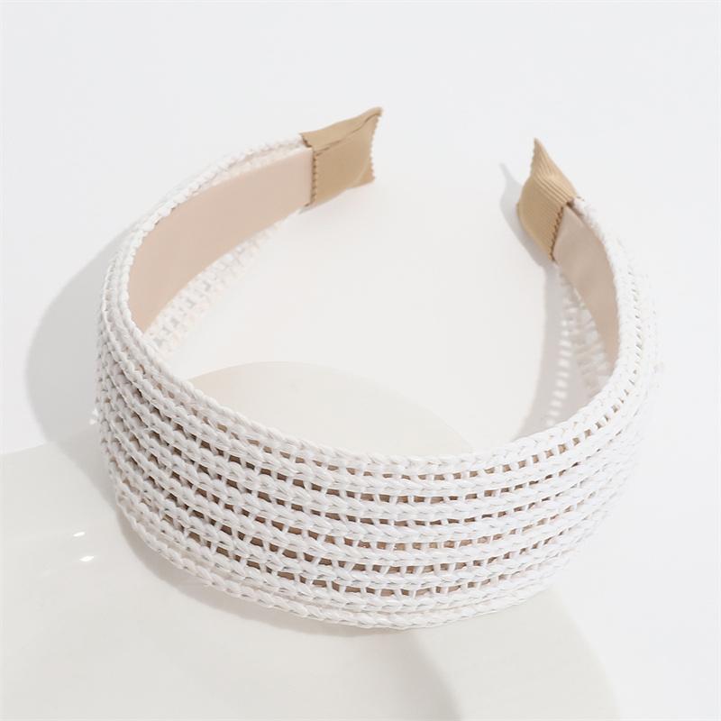 Chic Bohemian Style Raffia Knot Headband for Women's Beach Travel Hairbands Eco-Friendly Straw Accessory for Summer Outfits
