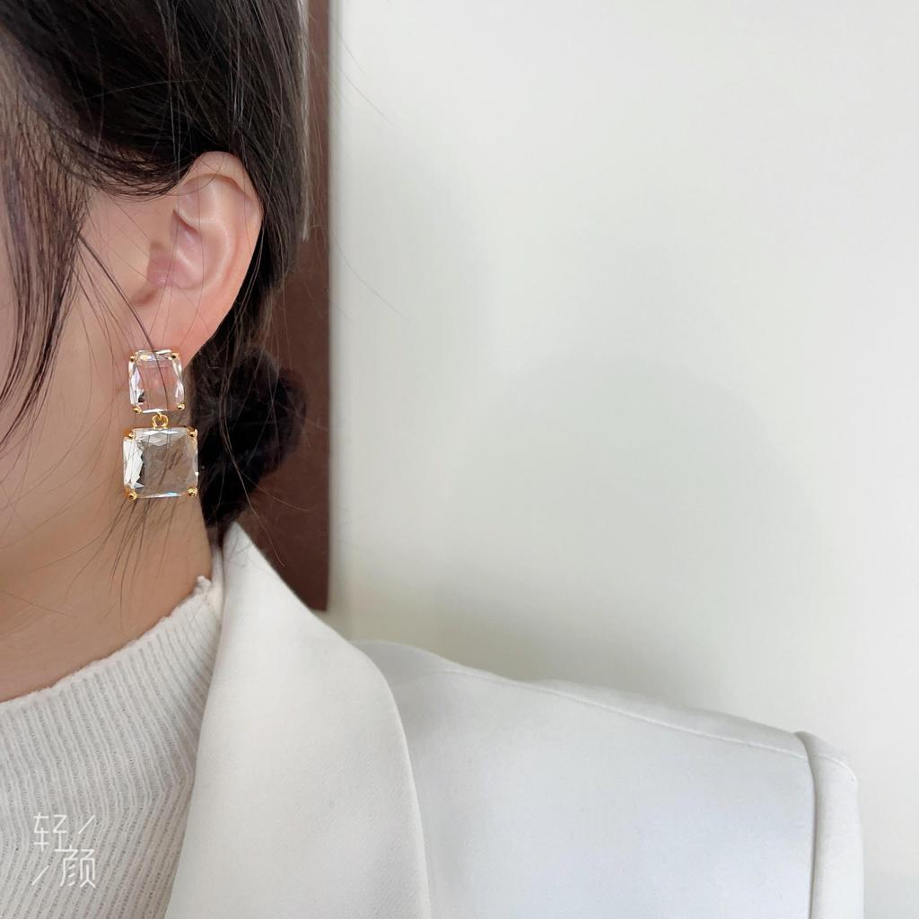 The Wizard of Oz Retro Crystal Square Earrings In French Hong Kong Style