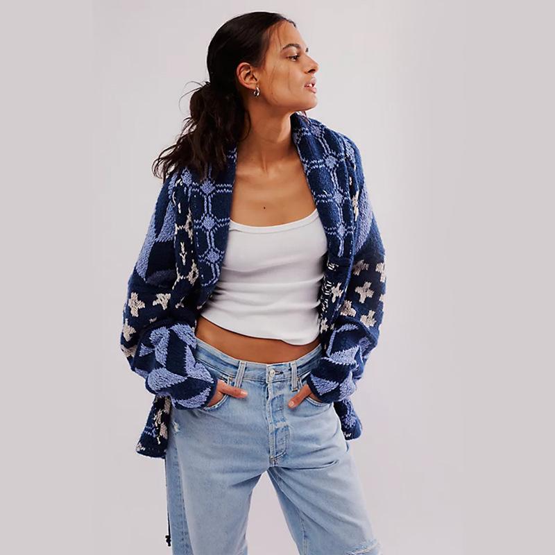 

Geometric Pattern Knit Cardigan with Notched Lapel, Long Sleeve Open Front Coat in Navy Blue, Green, White, and Black One size синий