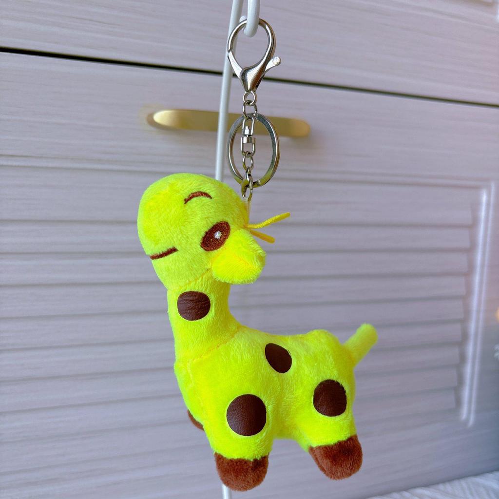 Colorful Spotted Deer Keychain Plush Toy: Giraffe Doll Pendant & Promotional Gift