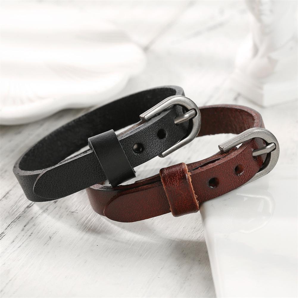 Simple Cowhide Leather Hand Strap: Stylish Thin Bracelet for Men & Women, Retro Design with Smooth Finish
