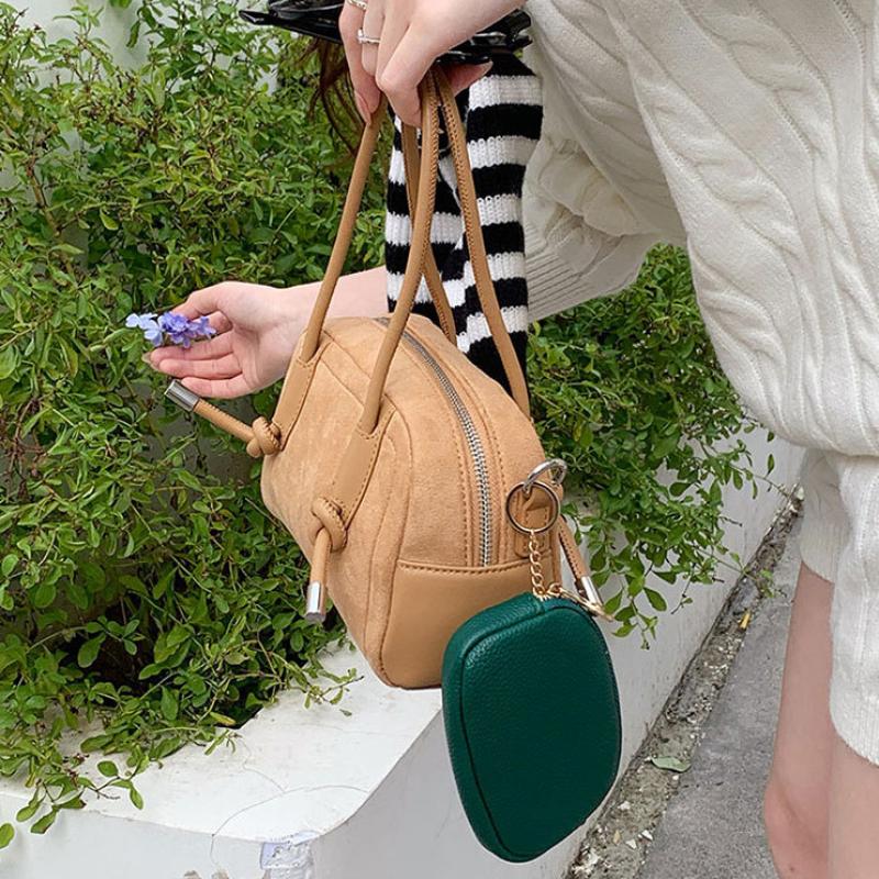 Mini Pu Keychain Coin Purse Lipstick Pouch Makeup Storage Earphone Storage Bag Wallet Korean Style Bag Pendant Accessories