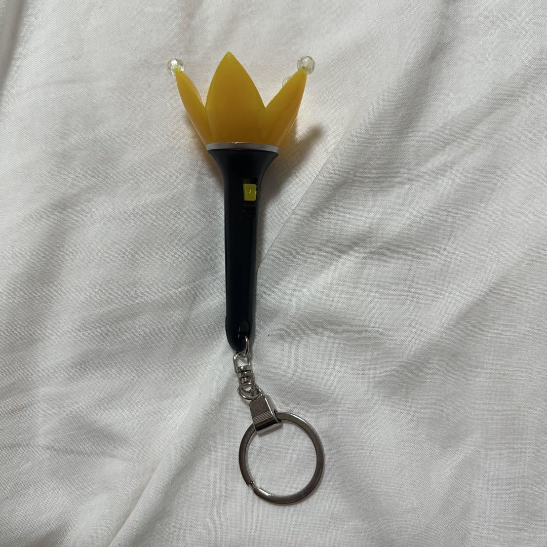 

[USED] BIGBANG penlight keychain