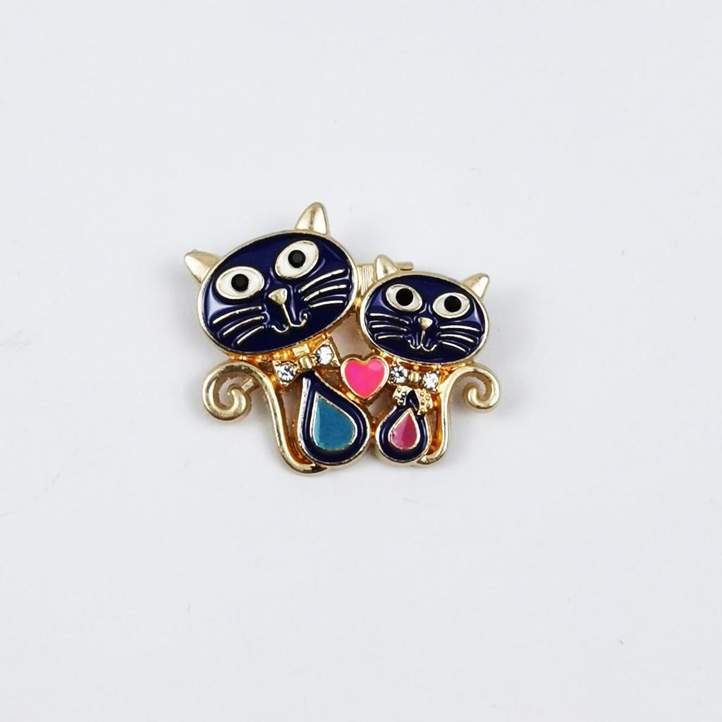 Cute Cartoon Cat Couple Brooch Set - Versatile Backpack Badge & Decorative Accessory