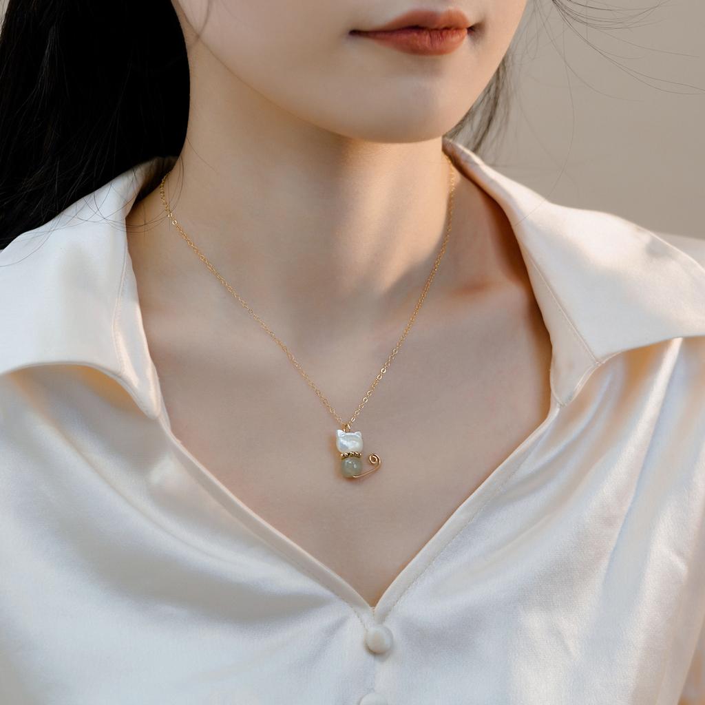 Lazy Cat Natural Hetian Jade Niche Freshwater Pearl Necklace14K Gold-plated necklace, collarbone chain for women, light luxury style