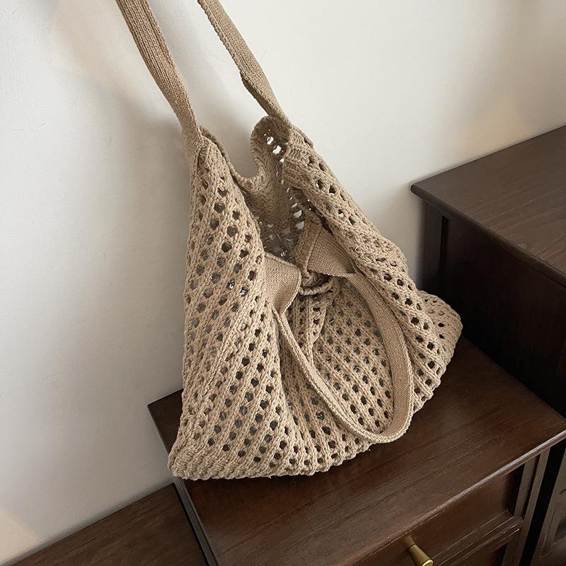 Lazy slack bag lady 2025 new spring and summer hollow knitted handbag shoulder large capacity tote bag