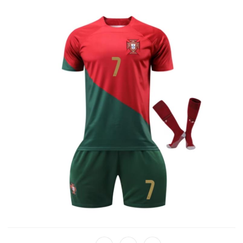 Kids Sport Equipment Ronaldo Portugal Soccer Jersey No.7 2022/2023 Season Free Keychain 6-Piece Set Red Polyester