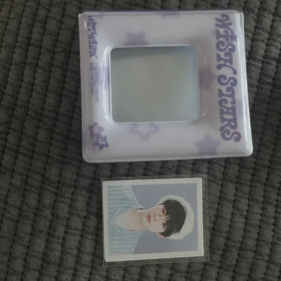 

NCT Поздравляю с праздниками Коллекционный альбом Юуши Сакуя