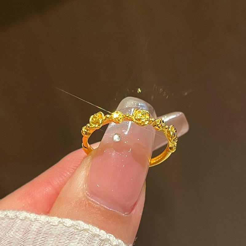Classic Simple Glossy rose flower Ring antique gold craftsm retro and exquisite palace style suitable for daily jewelry gifts