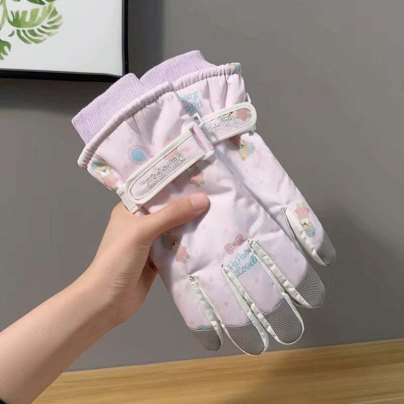 Beige cute bear ski gloves female Korean warm velvet thickened outdoor windproof and cold cycling tide