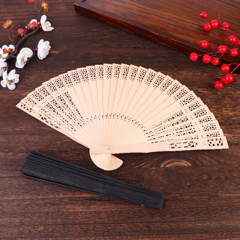 Vintage Hollow Carved Wooden Folding Hand Fan Chinese Style Bamboo Fan For Wedding Valentine'S Day Party Decor Summer Cooling