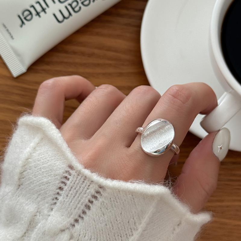 925 Sterling Silver Retro Plain Silver Ring for Women Does Not Fade, Light Luxury, High-end Sense, Versatile Opening Fashion Personality Ring
