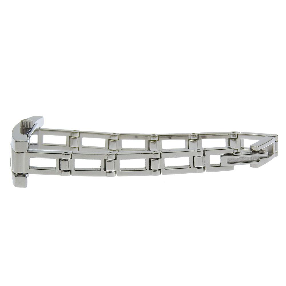 Gucci Armbanduhren 3900L schwarzes Zifferblatt Edelstahl Quarz Analoganzeige Damen Gebraucht