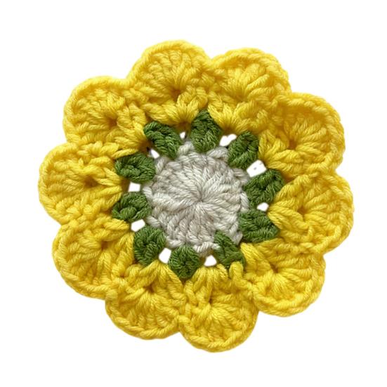 Handmade Crochet Flower Coaster Heat-Resistant Cup Mat for Mugs Glasses Soft Non-Slip Absorbent Table Protector Mat Cute Kitchen Desk