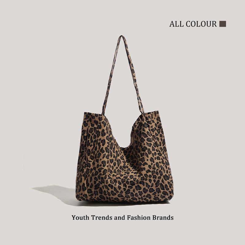 Leopard print canvas bag new fashion portable shoulder mommy messenger bag