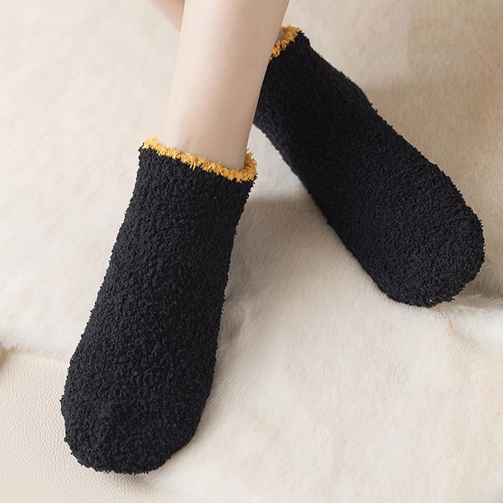 Unisex Non- Lined Floor Socks with Dots for Warm Indoor Home Wear, Lint-Free Socks for Men and Women
