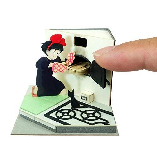 Sankei Studio Ghibli Mini Kiki's Delivery Service Herring Pie Papercraft MP07-93 Multicolor