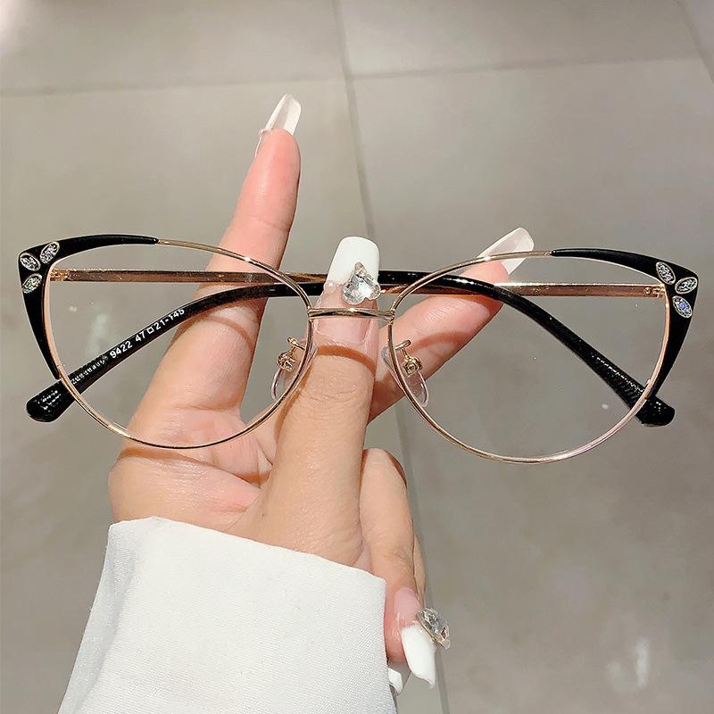 Vintage Cat Eye Glasses Women Anti Blue Light Optical Metal Diamond Luxury Designer Myopia Prescription Eyewear Frame