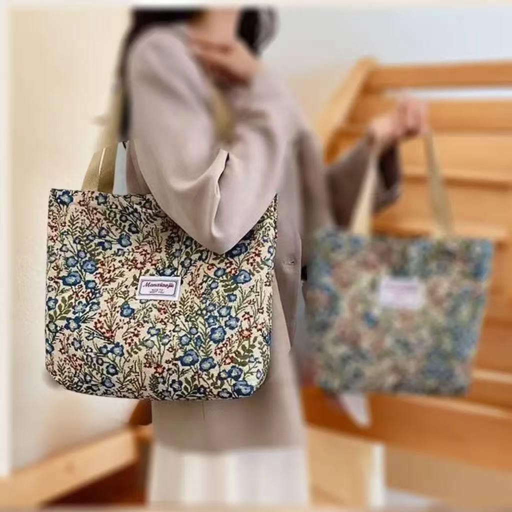 Women's Large Capacity Canvas Tote Handbag for Commute