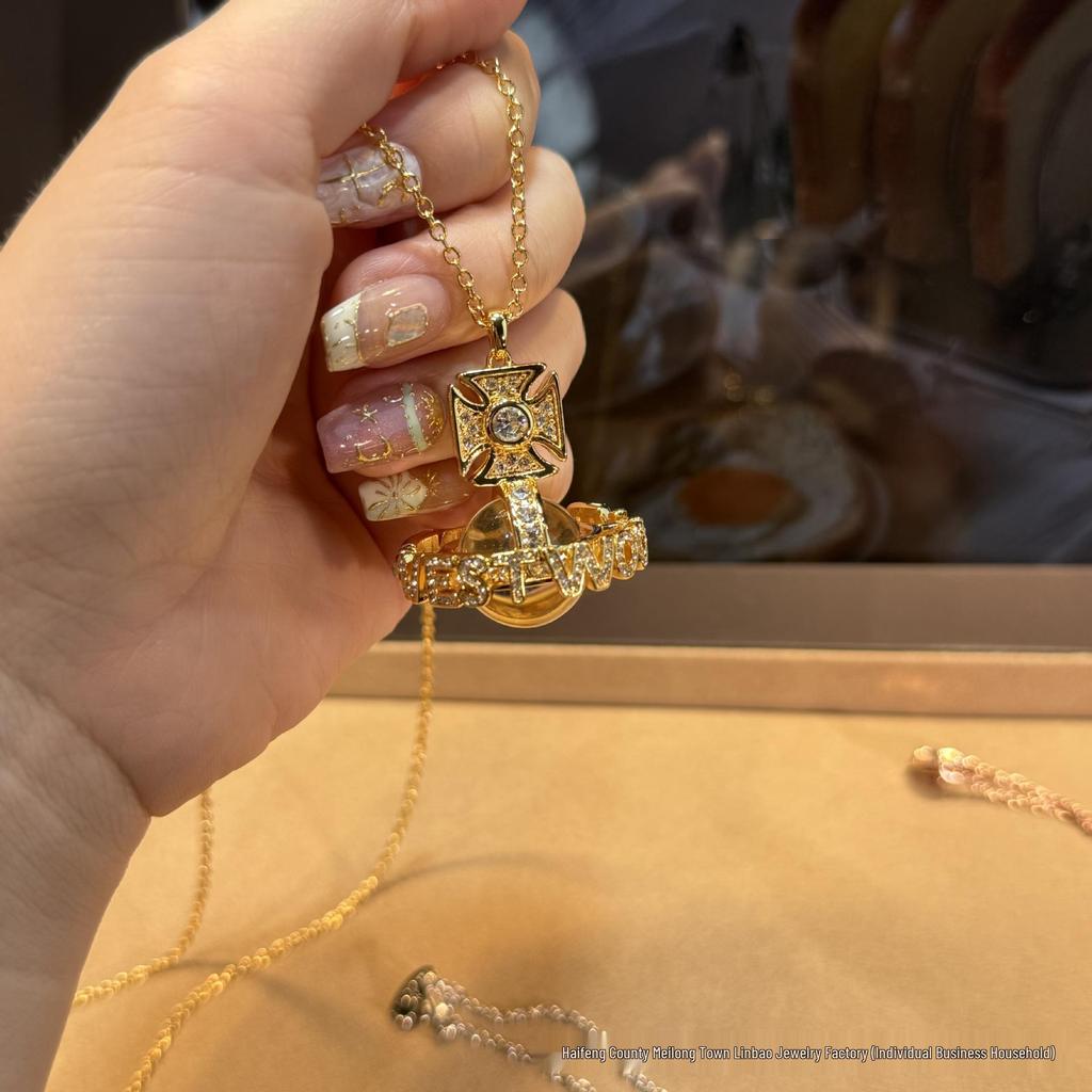 Kejsarinna änka 3D Bokstav UFO Klot Halsband & Saturnus Helt Diamant Planet Örhängen Set