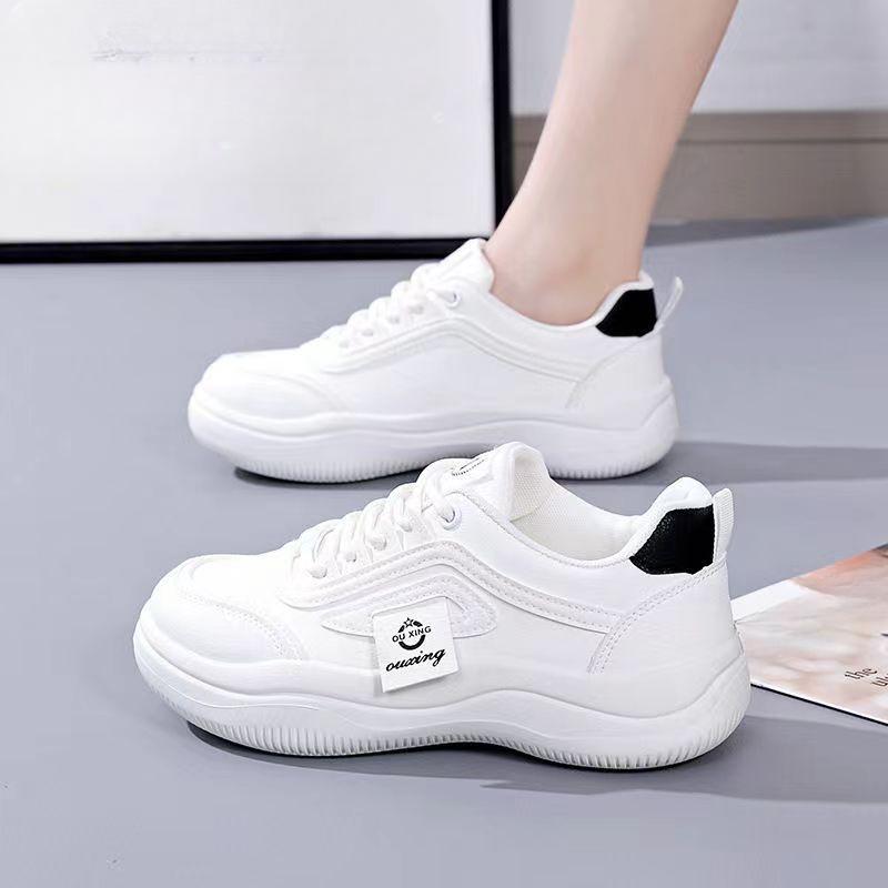 Sneaker Women's New Spring and Autumn Light Running Shoes Student Versatile Casual Shoes Leather Surface Student Running Shoes