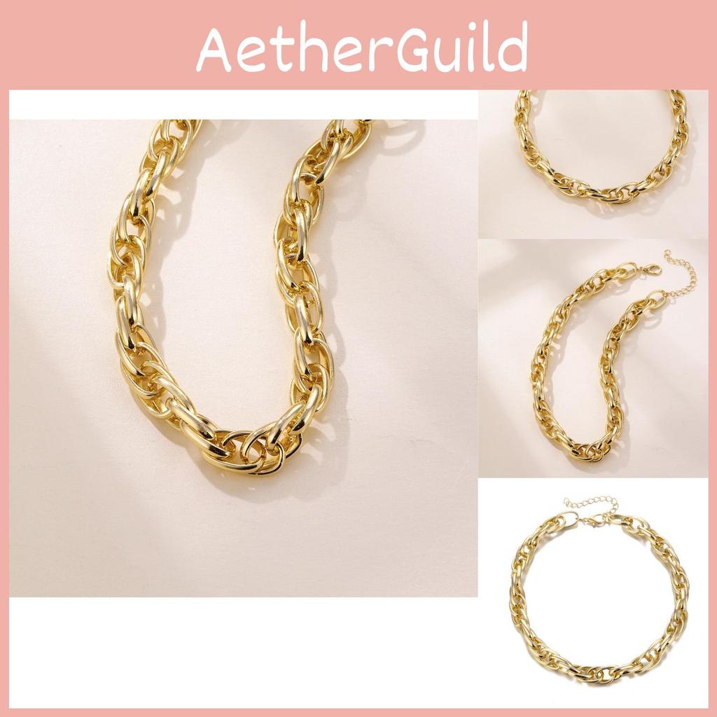 Exquisite Short Neck Chain Necklace With Sleek Geometric Features For Any Outfit