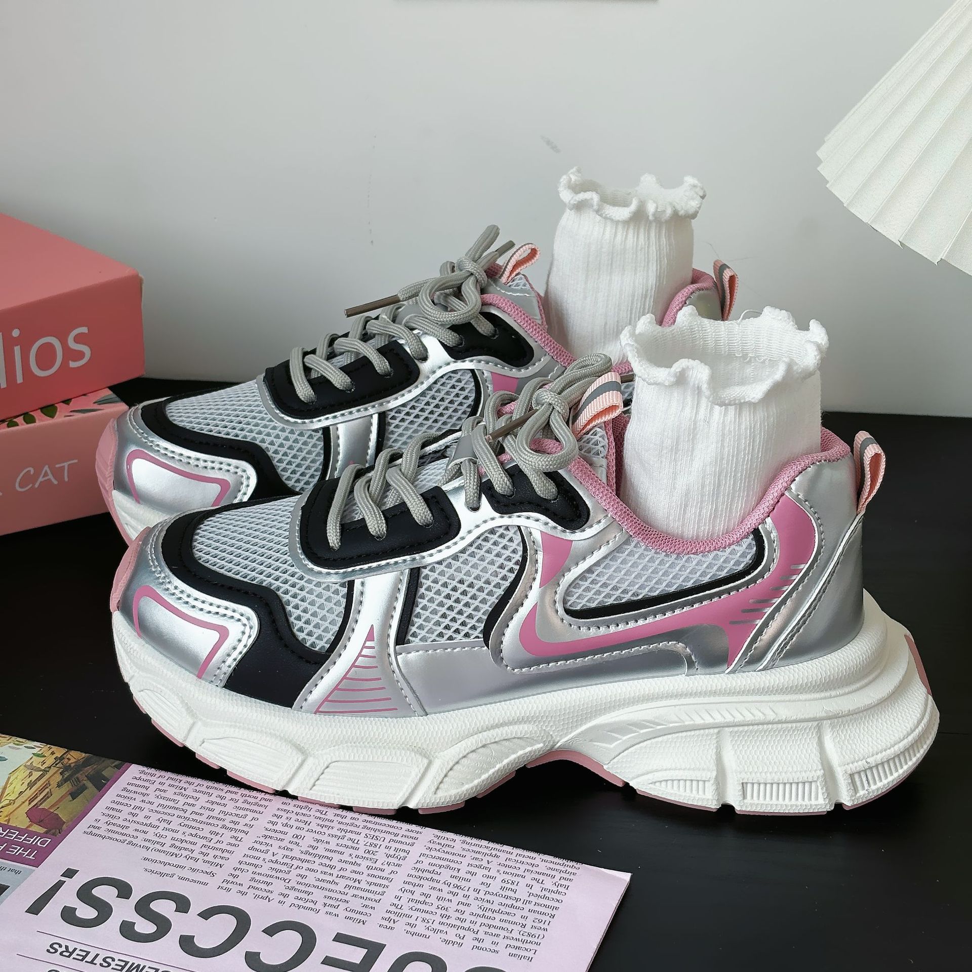 

Женская повседневная обувь, дышащая, легкая, модная женская обувь, обувь для ходьбы, спортивная обувь для тренировок, универсальная, толстая подошва 40 розовый