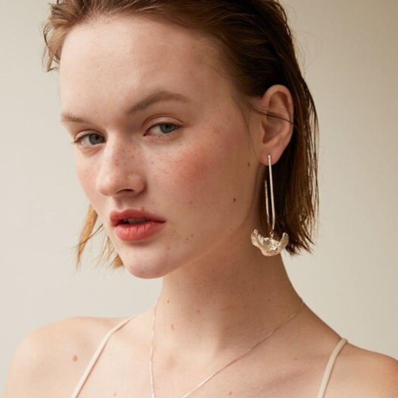 

OOZE Wavy line 07 E (1) Gold