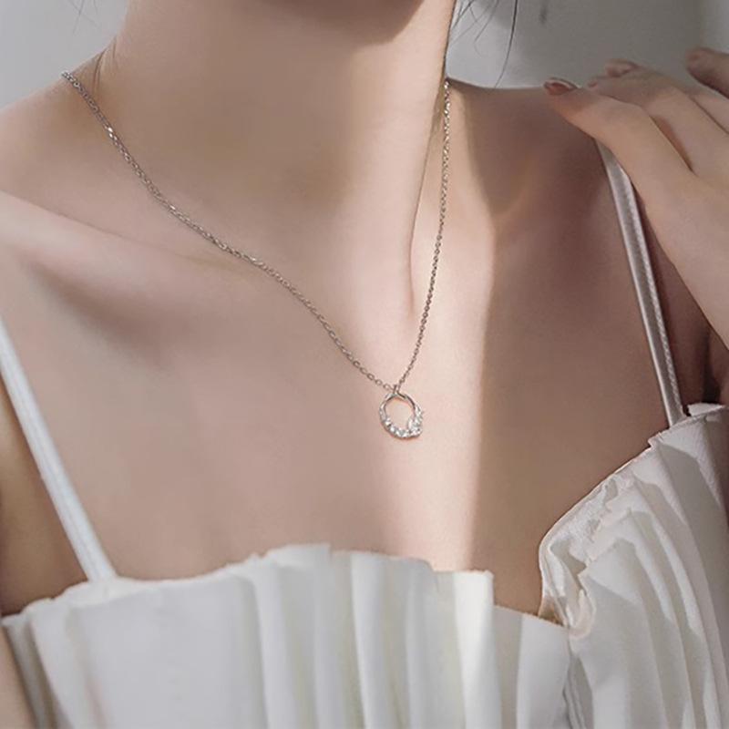 Lucky Wreath Necklace Women's Summer Light Luxury Temperament Pink Zircon Small Flower Clavicle Chain Stainless Steel