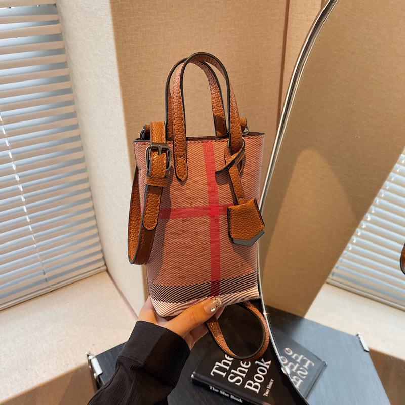 2024 Women's Fashion Soft Leather Mini Crossbody Phone Bag – Lightweight, Trendy Autumn/winter Handbag