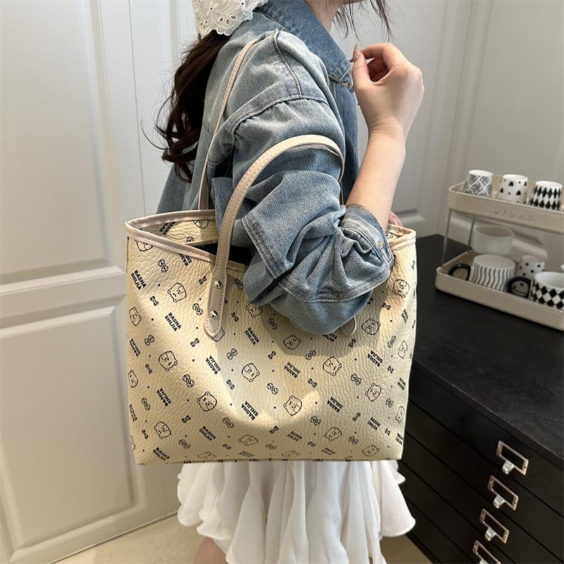 Fashion trend shoulder handbag new casual personality large capacity tote bag simple underarm commuter bag