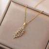 Women's Feather Clavicle Necklace: Japanese-Korean Style, Simple and Chic Design