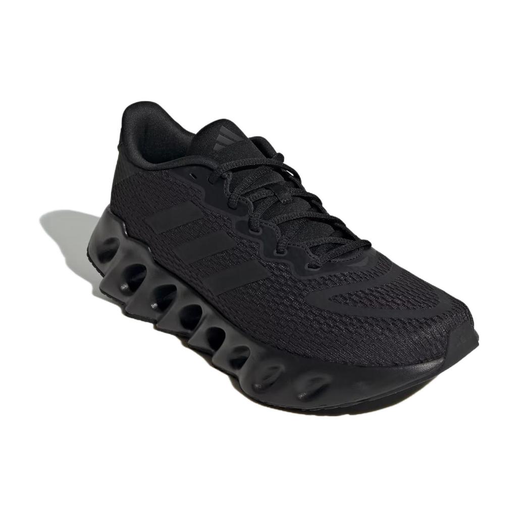 New adidas Switch Run Core Black Carbon IF5718