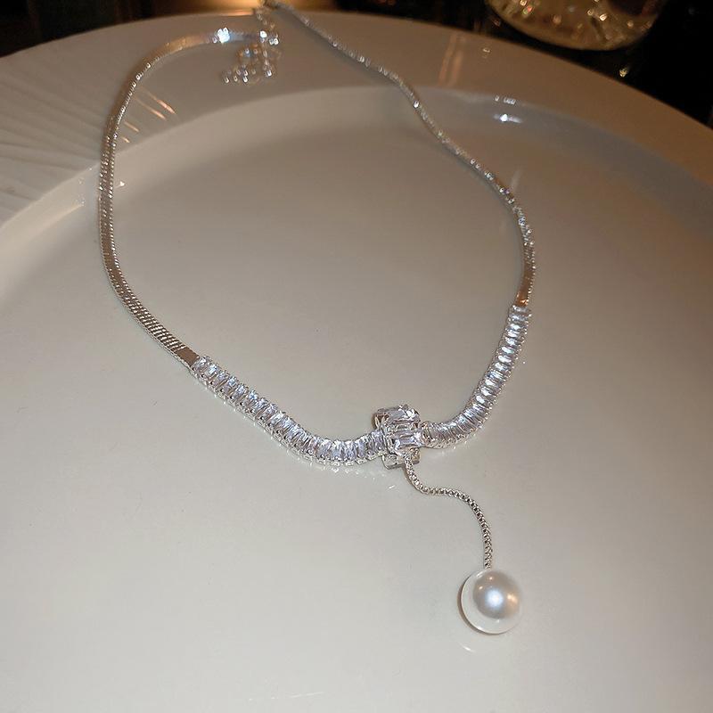 Light Luxury Cold Wind Zircon Pearl Adjustable Necklace Sweater Clavicle Necklace