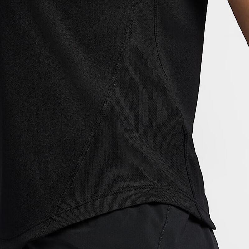 Nike Women's Tempo Dri-FIT Short-Sleeve Training T-Shirt