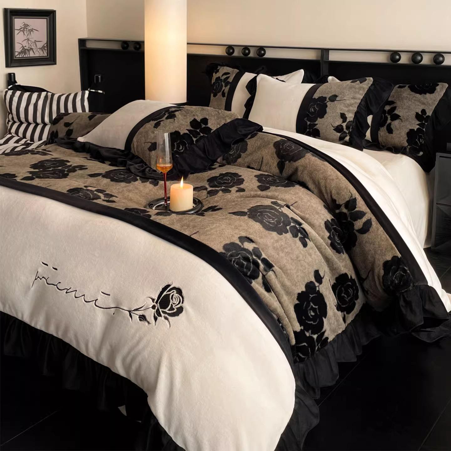 

Rabbit Plush Lace Bed Four-Piece Set Thickened Milk Fleece Bed Sheet Embroidered Quilt Cover Bedding Bed Hat 1.8m 4pc of sheets 200x230 quilt