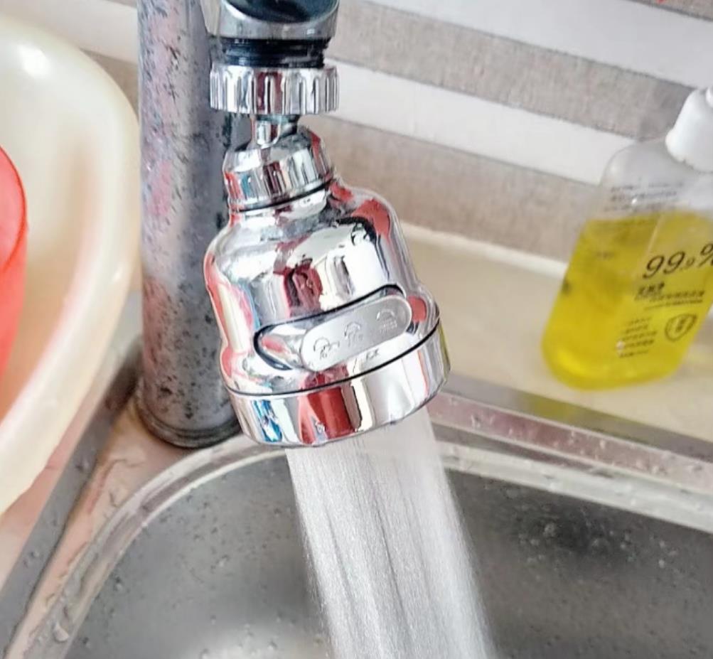 

Кухонный кран для зарядки, брызгозащищенный удлинитель, бытовой фильтр для душа, универсальный кран, может вращать выпуск воды, зарядный душ