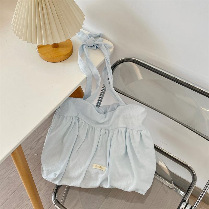 Pleated Buckle Shoulder Strap Shoulder Bag Design Canvas Bag Women's Shopping Commuter Bag