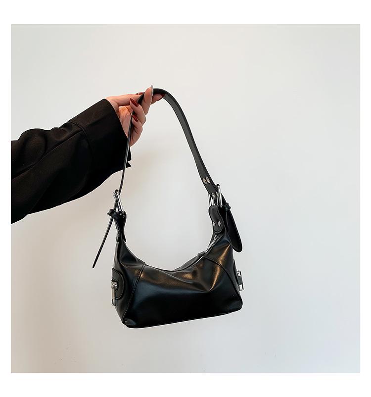 2024 Spring Women's Niche Design Versatile Shoulder Baguette Bag