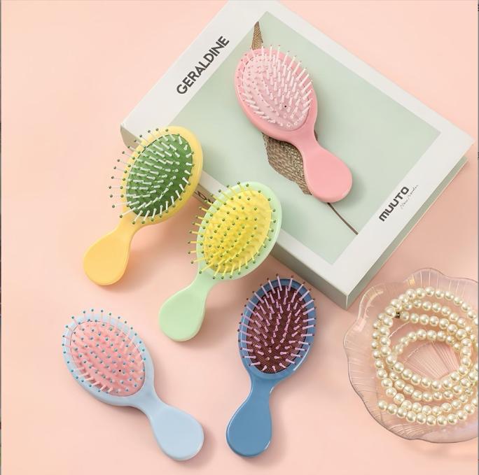 Mini Air Cushion Hair Brush Macaron Colored Portable Detangling Comb Custom Logo Hairbrush with Plastic Handle for Home Use
