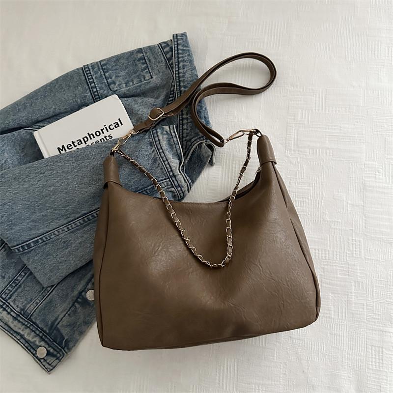 Pu Leather Tote Bag For Women With Large Capacity And Zipper Closure For Daily Commute