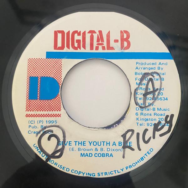 

7inch Record MAD COBRA Give The Youths A Blie NONE DigitalB 1995 Jamaica Reggae Ska Dub Used