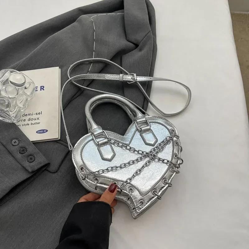 Torebki na ramię Love Heart Shape Crossbody dla kobiet Nowe torebki na ramię ze skóry syntetycznej Modny łańcuszek Designerski luksusowy srebrny