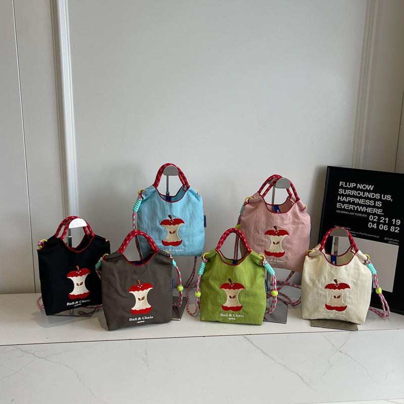 Environmentally friendly cartoon nylon bag, new versatile bucket bag, mobile phone shopping bag, portable shoulder messenger bag.